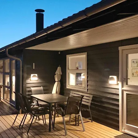 Two-bedroom In Kalundborg 1 *